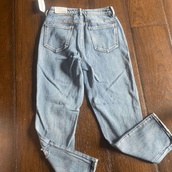 NWT Pacsun mom jeans - Picture 3 of 3